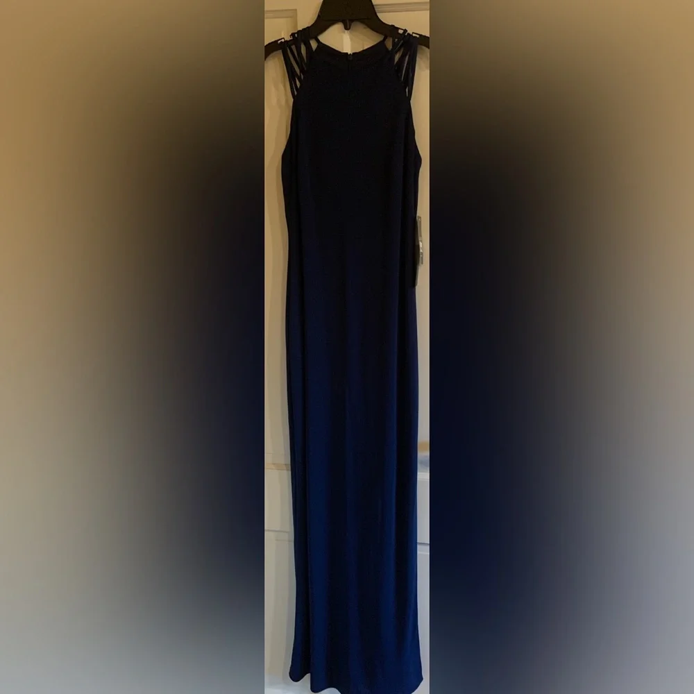 Evening dress - Picture 2 of 2